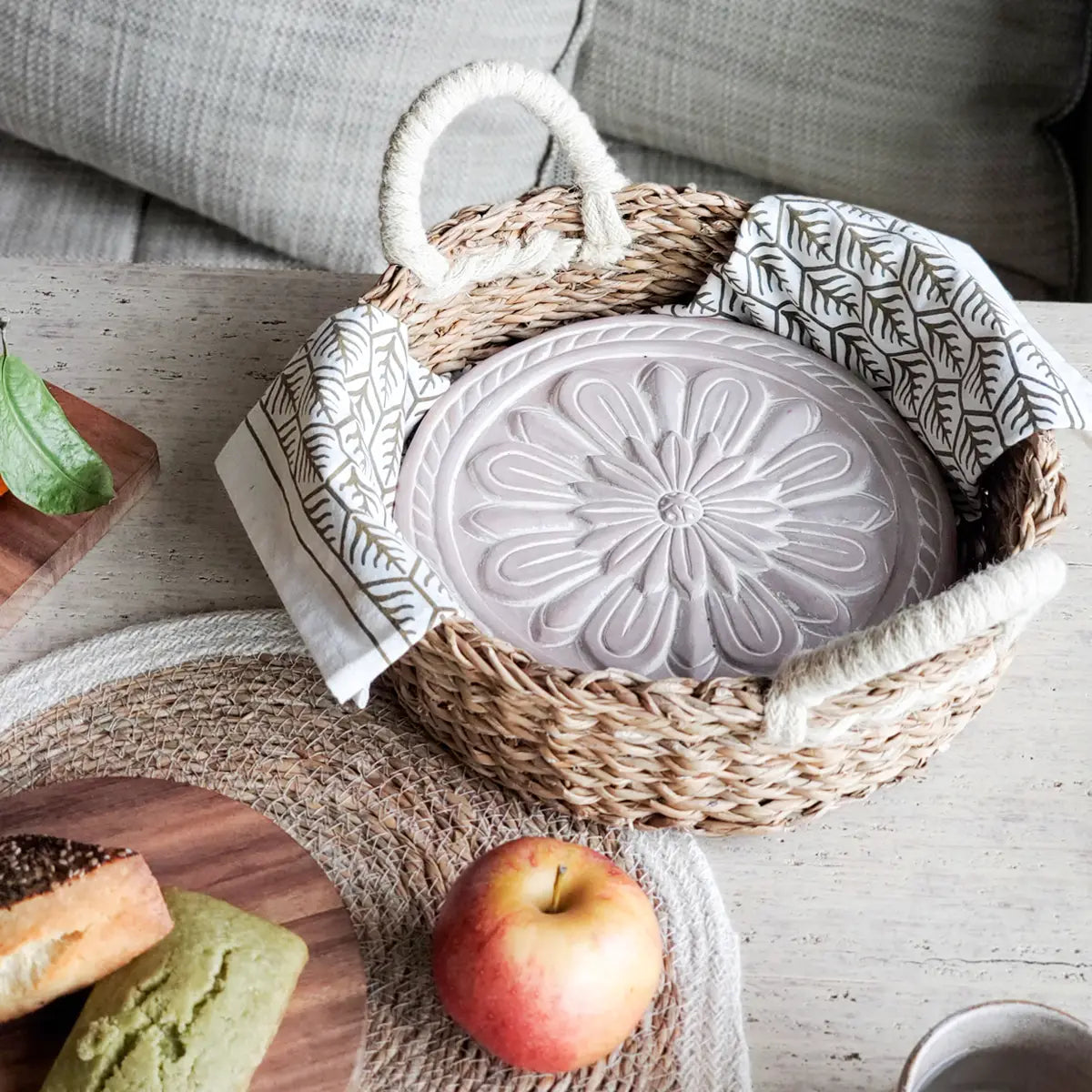 Bread Warmer & Basket - Vintage flower