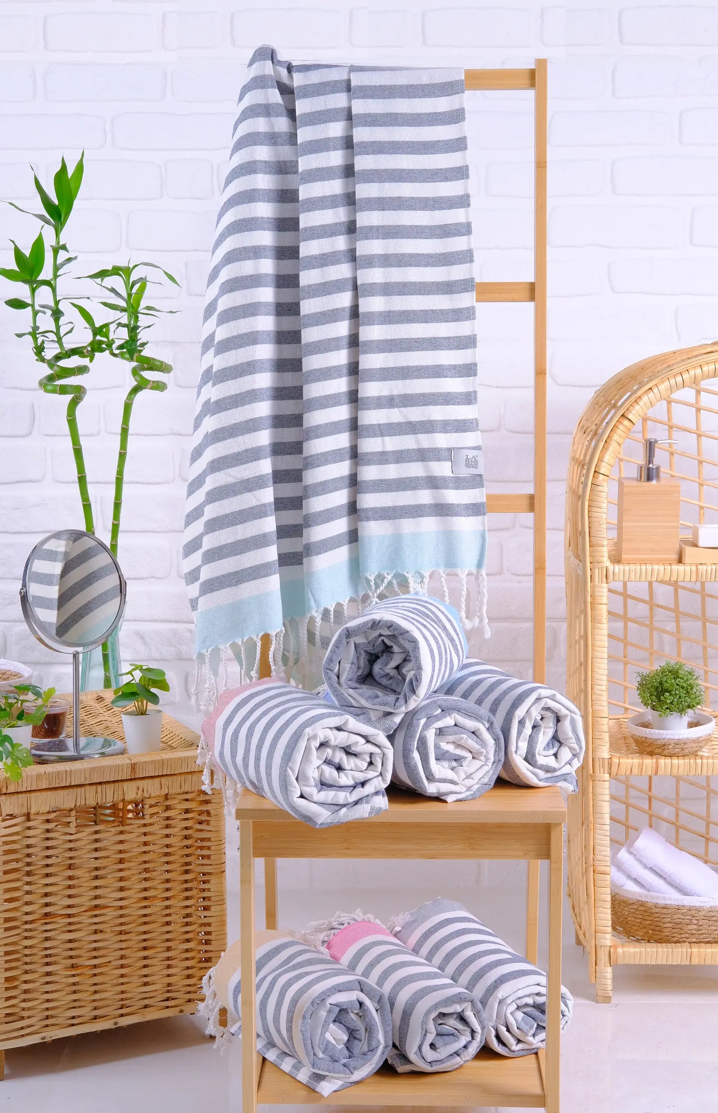 Magnolia Peshtemal Pure Turkish Cotton Beach Towel - Aqua