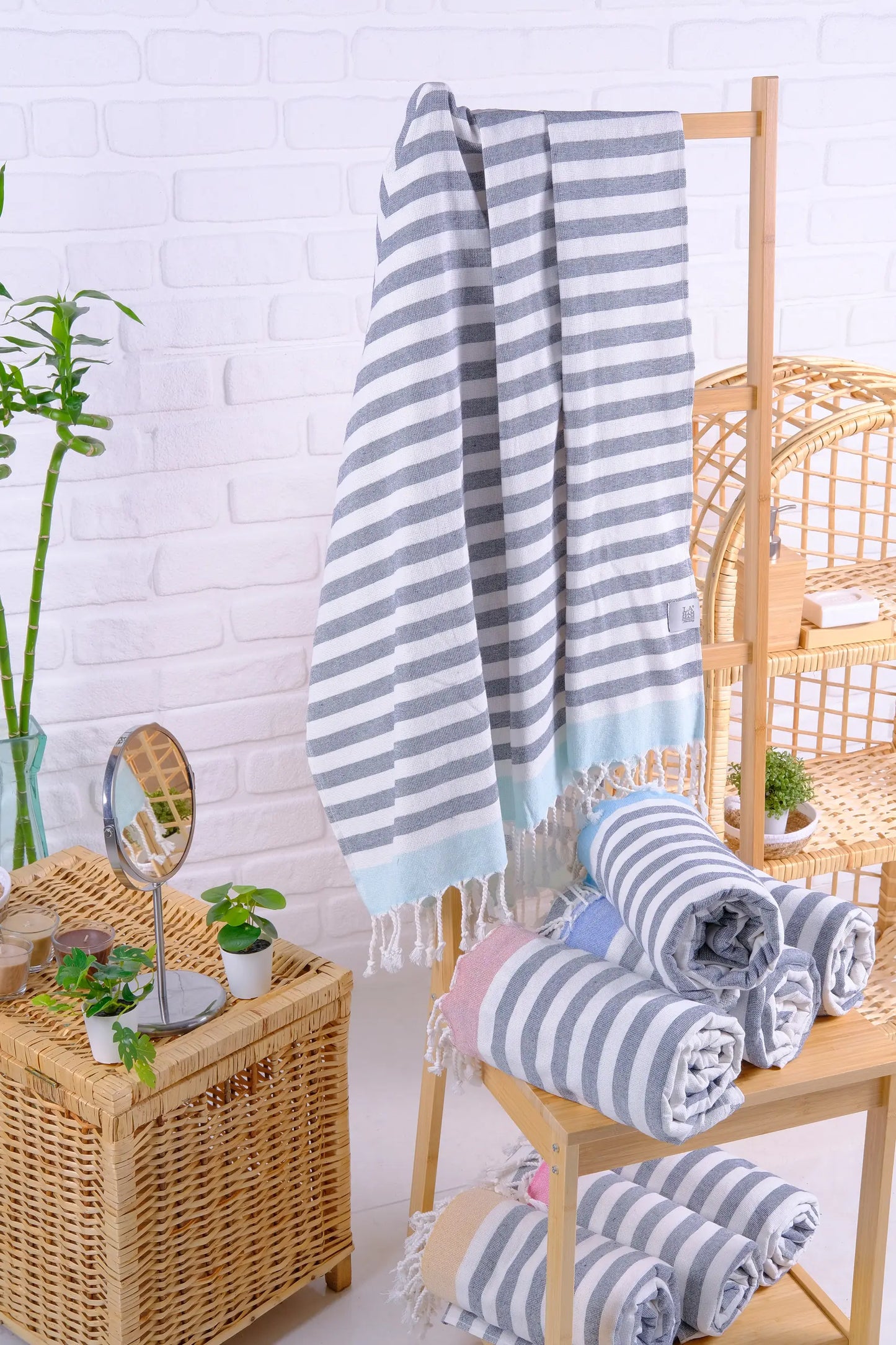 Magnolia Peshtemal Pure Turkish Cotton Beach Towel - Aqua